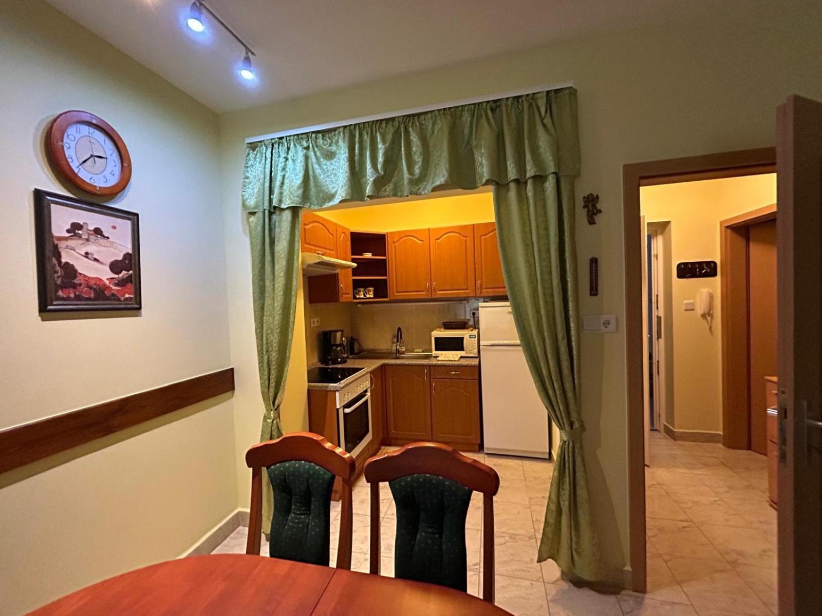 Rehab Apartment Vip Heviz Exterior photo